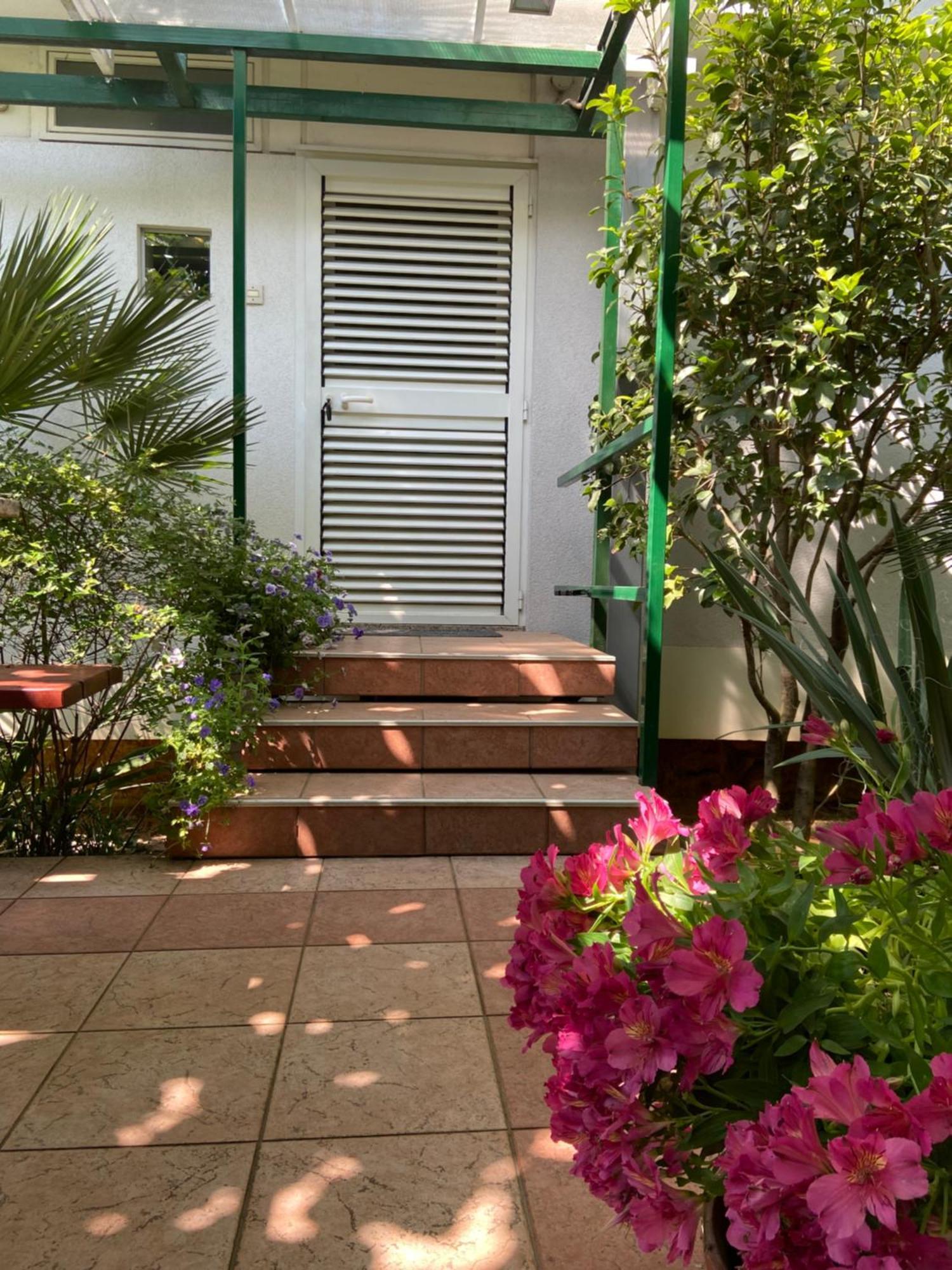Sunny Garden Appartement Opatija Buitenkant foto